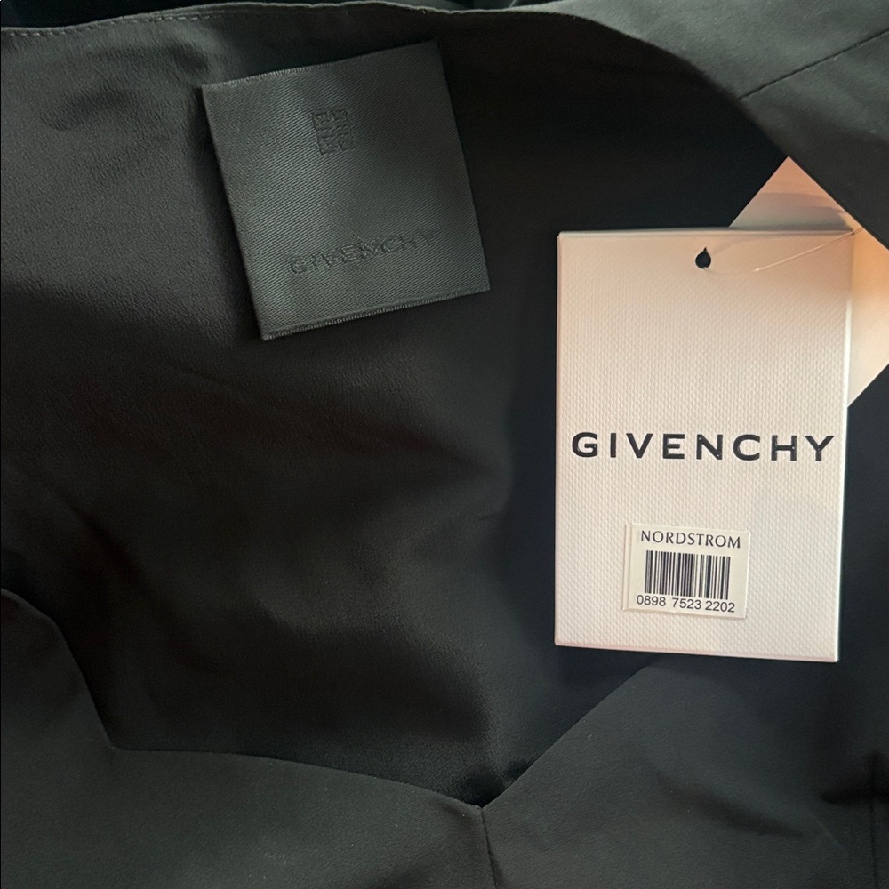 Givenchy 4G-Bow Black Taffeta Mini Dress Size 36/4 NWT - Picture 12 of 12